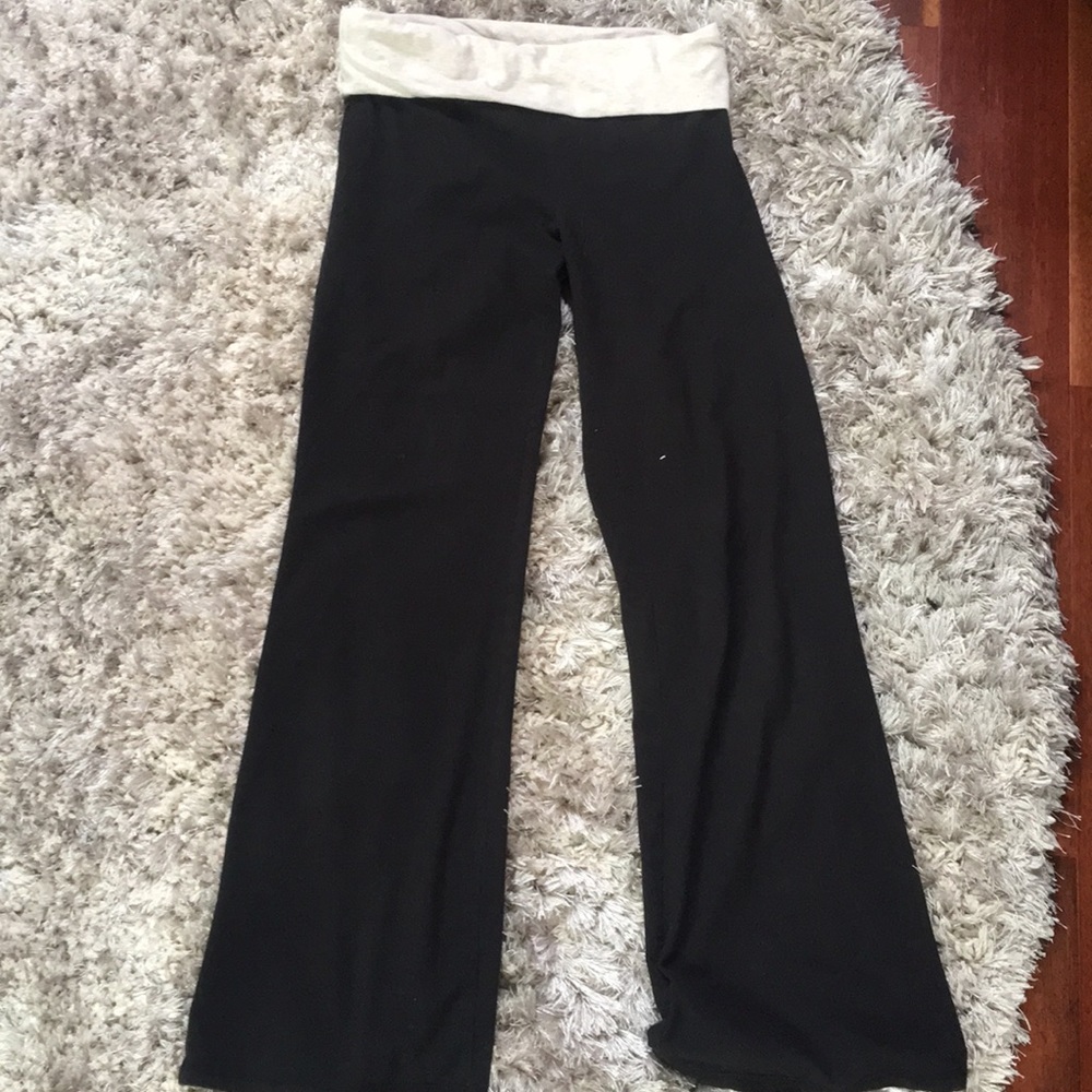No boundaries wide black pants